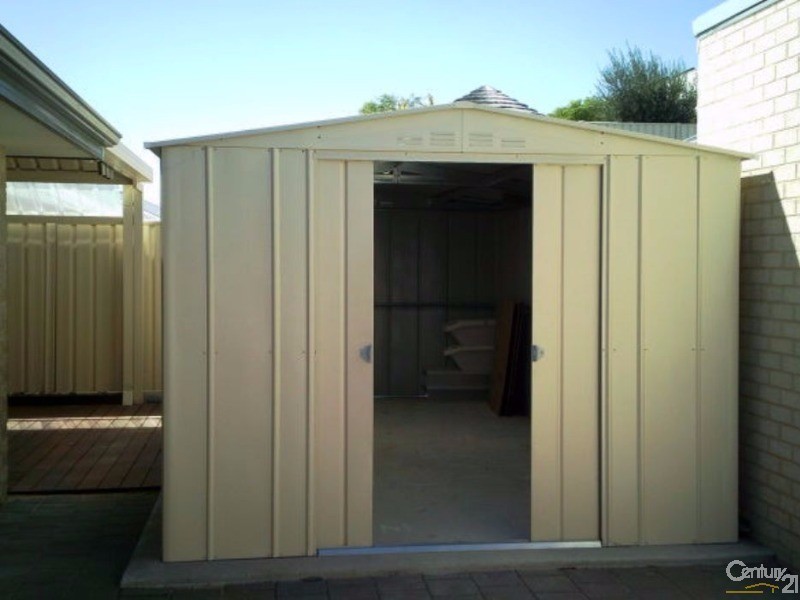 10 Cawana Parkway, Lakelands WA 6180