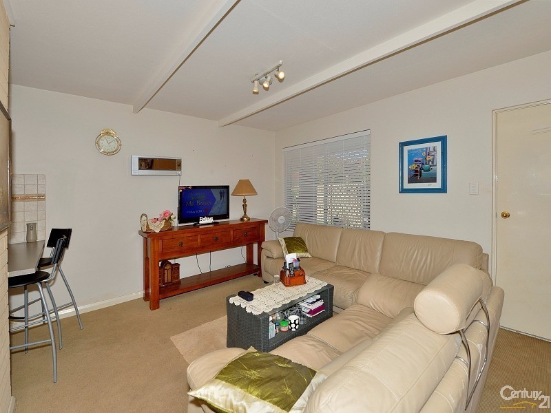 6/8 Creery Street, Dudley Park WA 6210