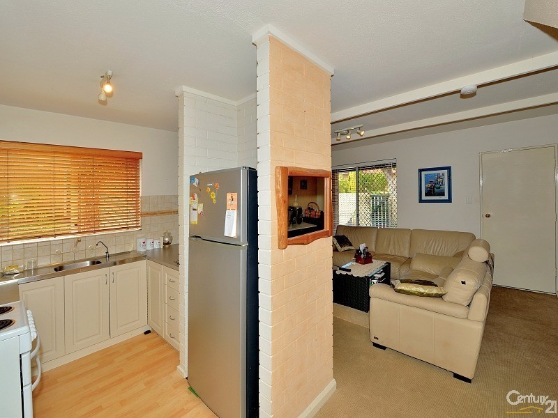 6/8 Creery Street, Dudley Park WA 6210