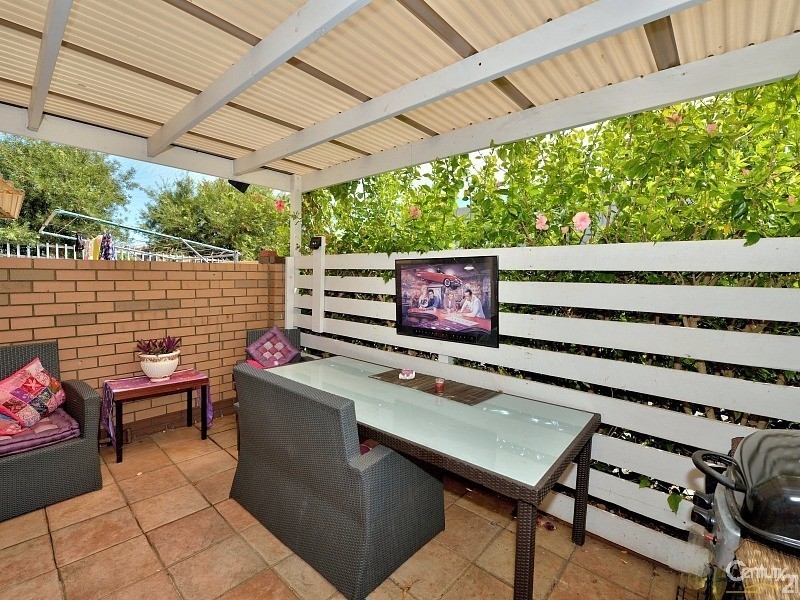 6/8 Creery Street, Dudley Park WA 6210