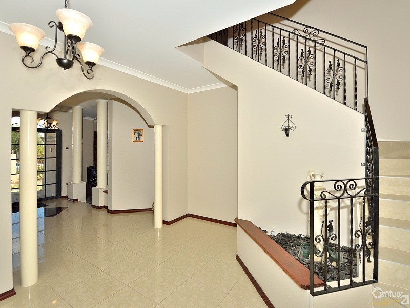 18 Podman Turn, Madora Bay WA 6210