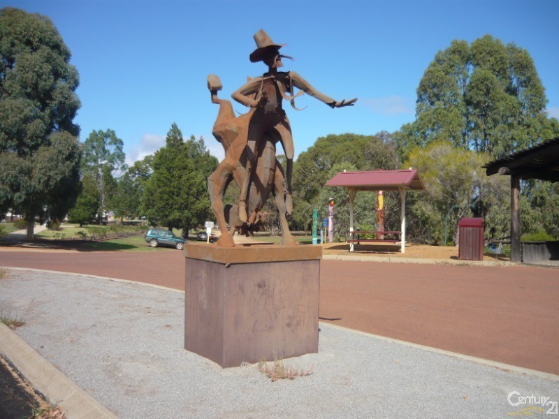 34 Fairway Place, Boddington WA 6390