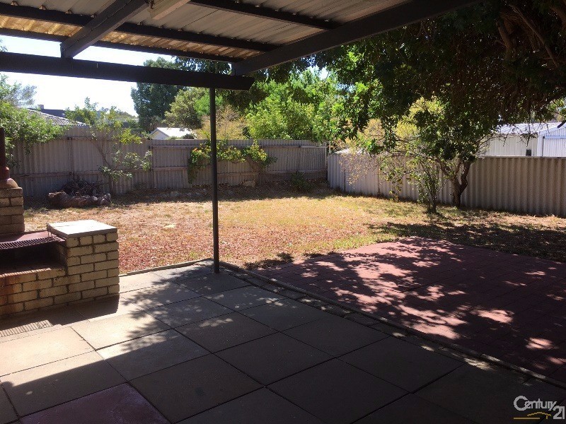 12 Yallan Street, Mandurah WA 6210