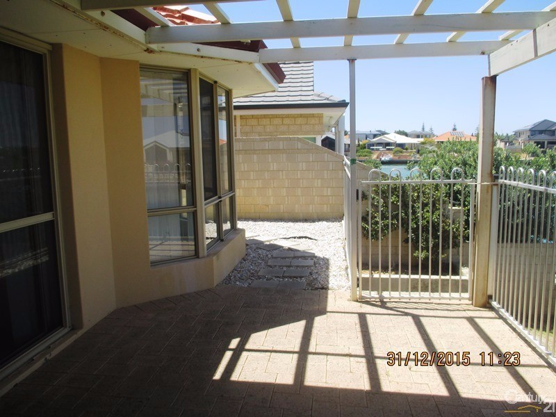 13 Voyager Close, Wannanup WA 6210