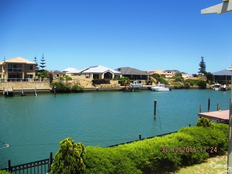 13 Voyager Close, Wannanup WA 6210