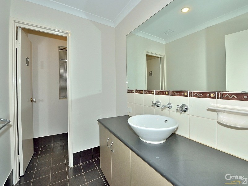 14 Kingfisher Way, Singleton WA 6175