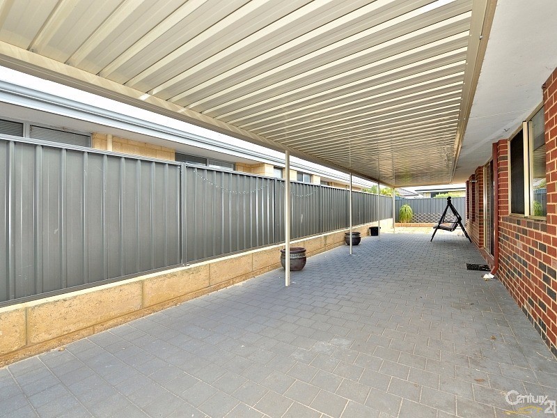 14 Kingfisher Way, Singleton WA 6175
