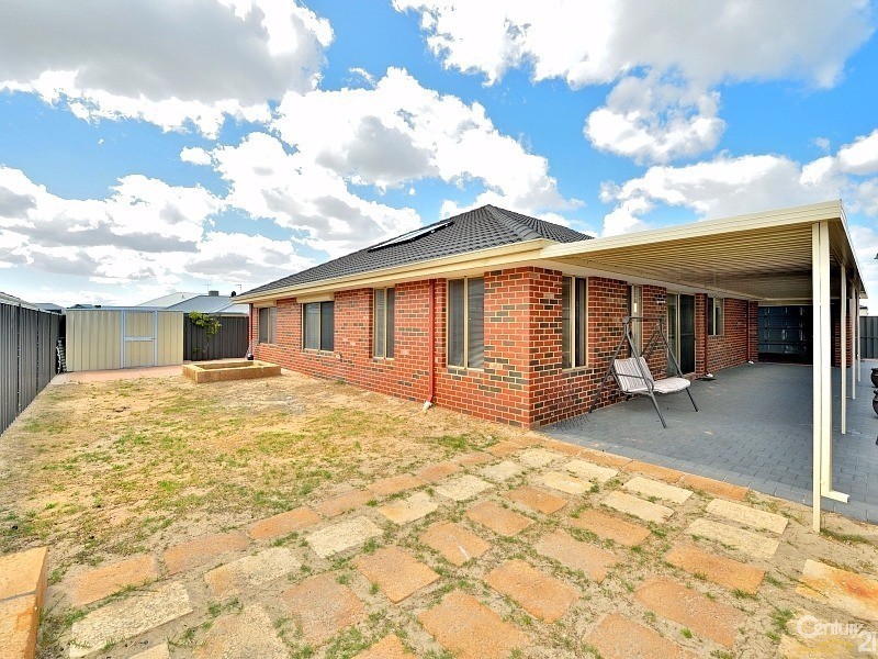 14 Kingfisher Way, Singleton WA 6175