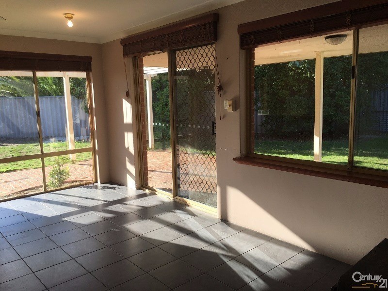 3 Feluga Court, Greenfields WA 6210