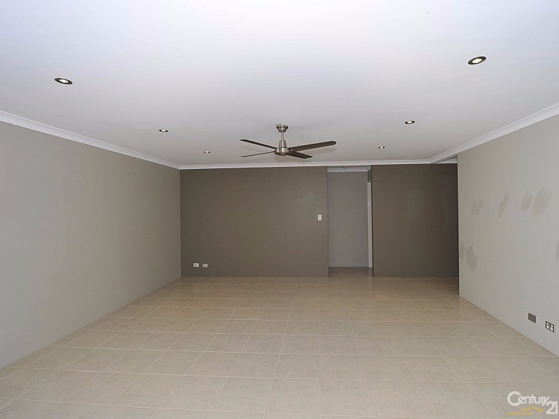 326 Pebble Beach Boulevard, Meadow Springs WA 6210