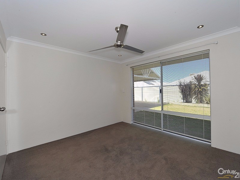 326 Pebble Beach Boulevard, Meadow Springs WA 6210