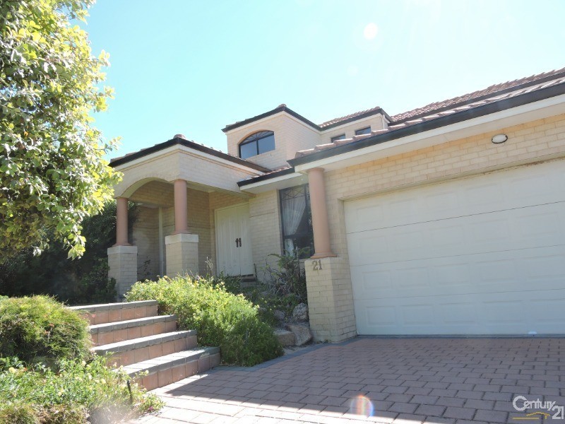 21 Magnetic Square, Halls Head WA 6210