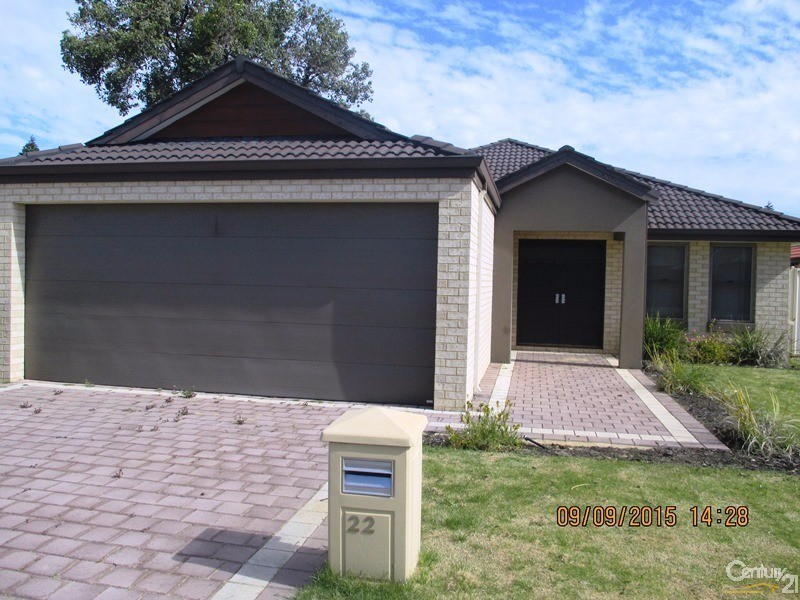 22 Wuralling Pass, Wannanup WA 6210