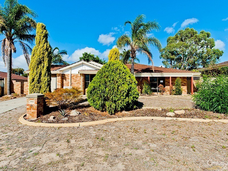 19 Silvertop Avenue, Halls Head WA 6210