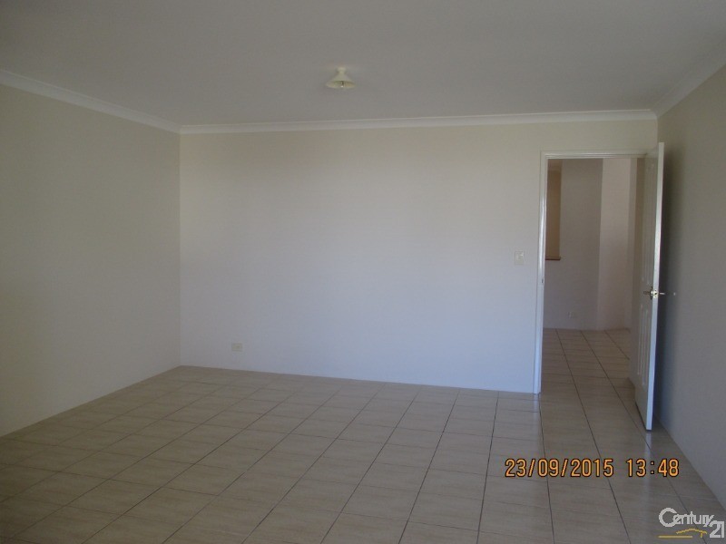 6 Hideaway Cove, Halls Head WA 6210