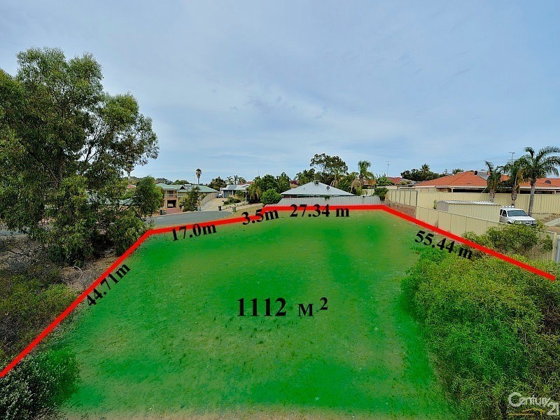 2 La Gavas Court, Halls Head WA 6210