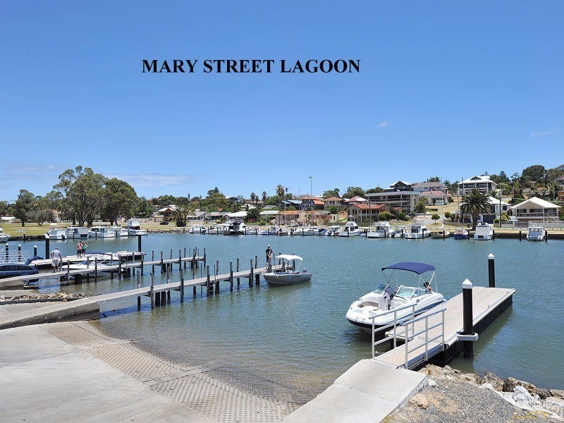 2 La Gavas Court, Halls Head WA 6210