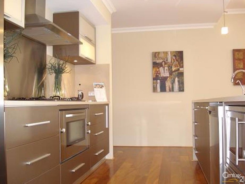 11 Cohen Vista, Lakelands WA 6180