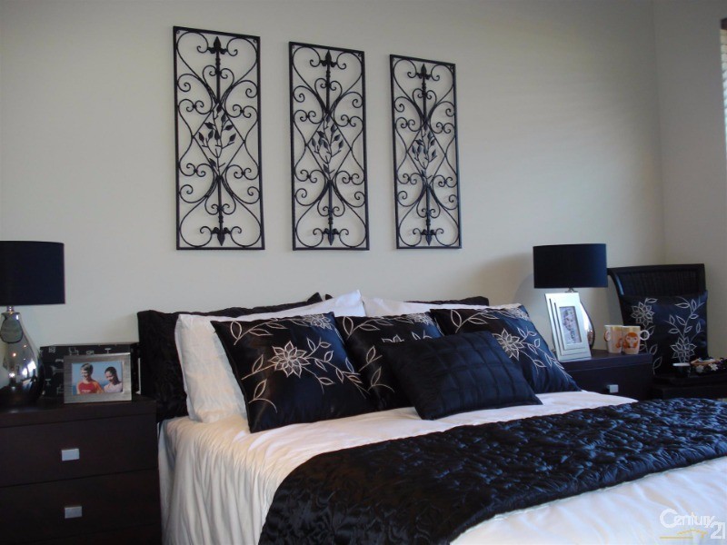 11 Cohen Vista, Lakelands WA 6180