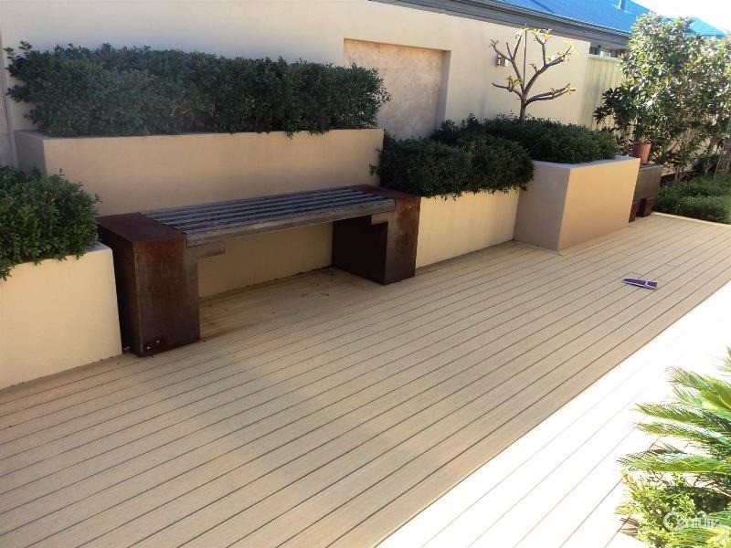 11 Cohen Vista, Lakelands WA 6180