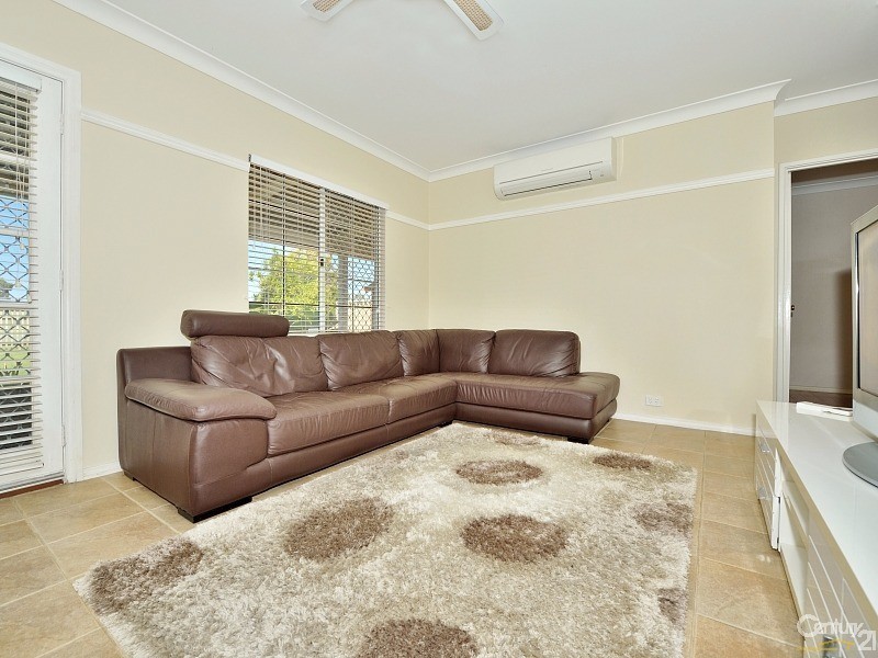 81 Mississippi Drive, Greenfields WA 6210