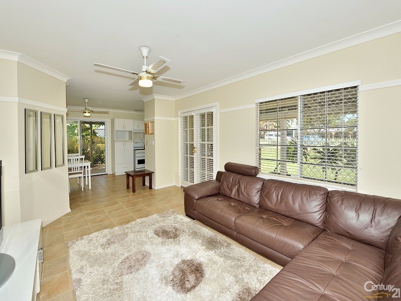 81 Mississippi Drive, Greenfields WA 6210