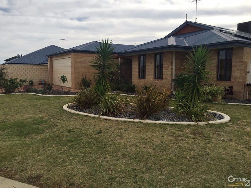 50 Carissa Turn, Halls Head WA 6210