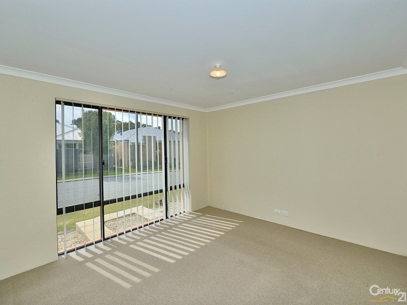 74/27 Meadow Springs Drive, Meadow Springs WA 6210