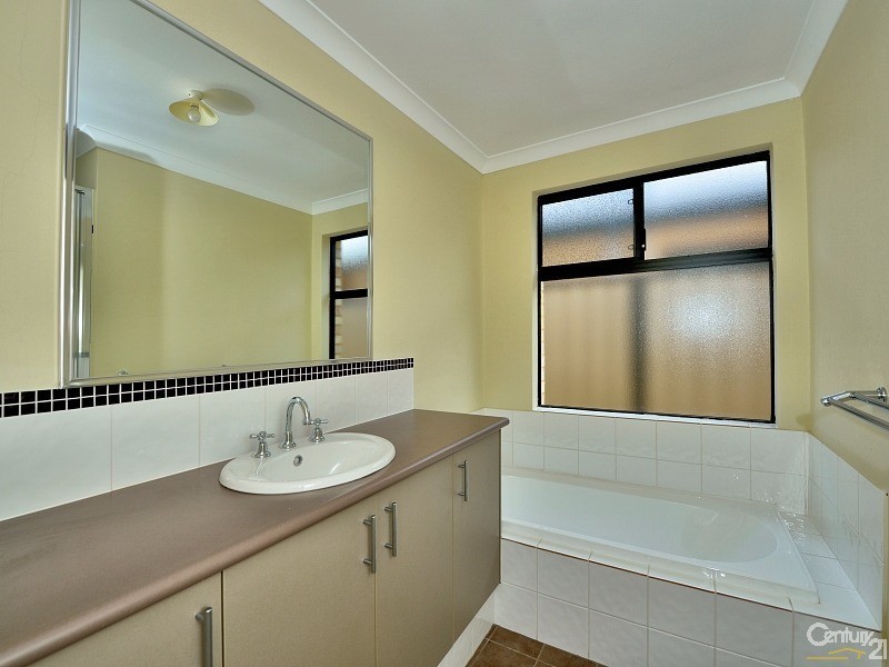 74/27 Meadow Springs Drive, Meadow Springs WA 6210