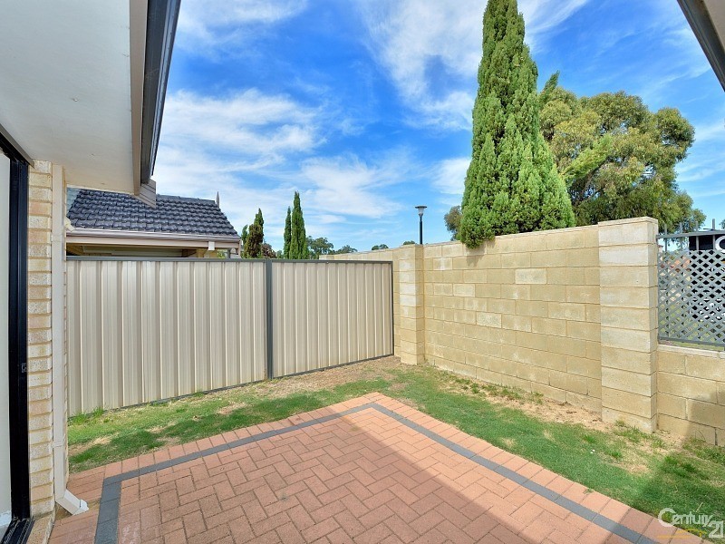 74/27 Meadow Springs Drive, Meadow Springs WA 6210