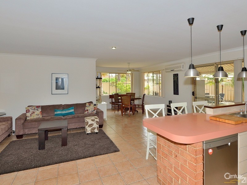 17 Foster Road, Coodanup WA 6210