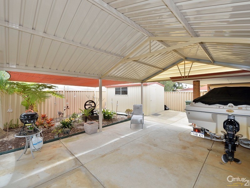 17 Foster Road, Coodanup WA 6210