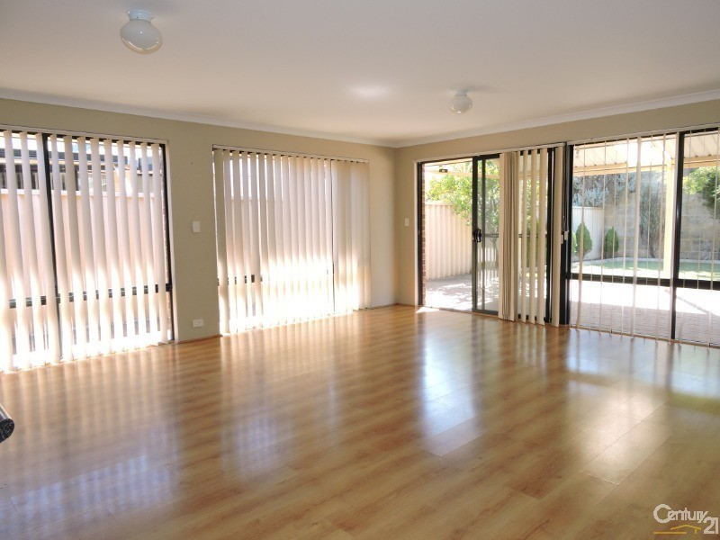 9 Fremont Crescent, Secret Harbour WA 6173