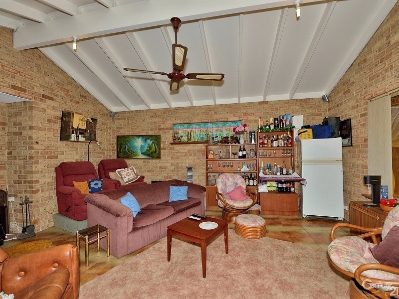 50 Matthie Road, Barragup WA 6209