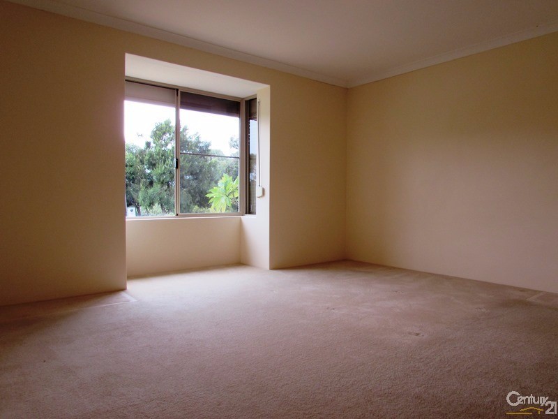 81 Ronsard Drive, San Remo WA 6210