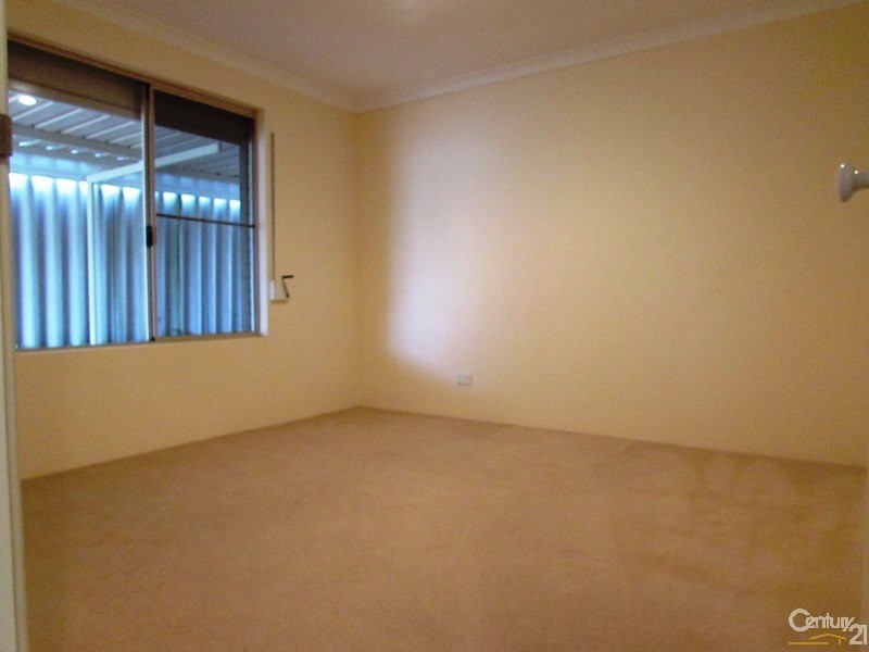 81 Ronsard Drive, San Remo WA 6210