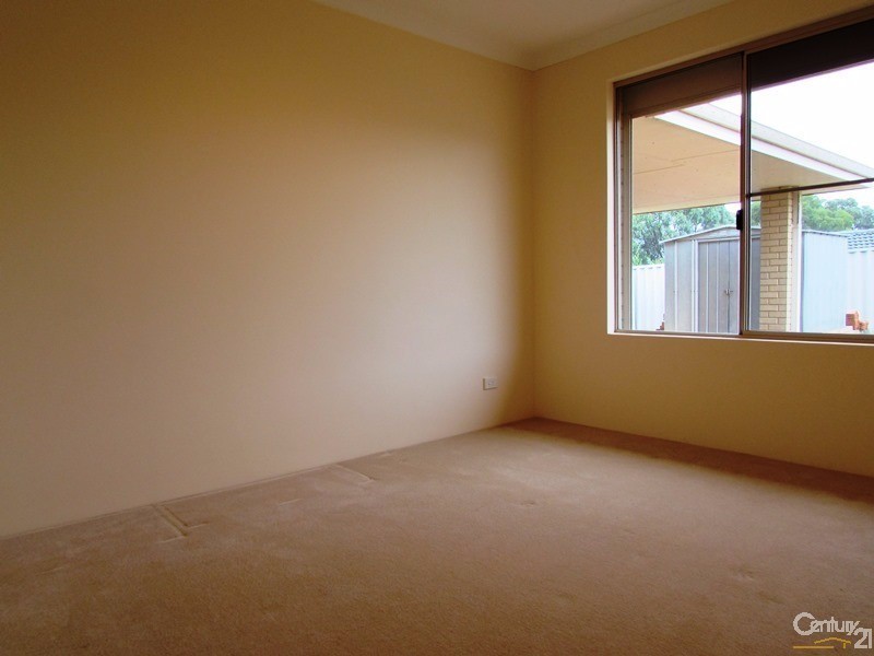 81 Ronsard Drive, San Remo WA 6210