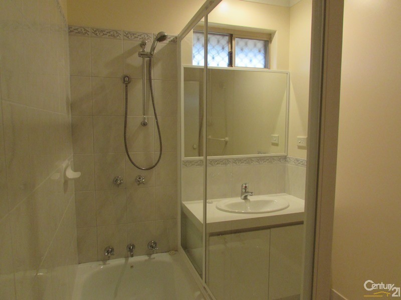 81 Ronsard Drive, San Remo WA 6210