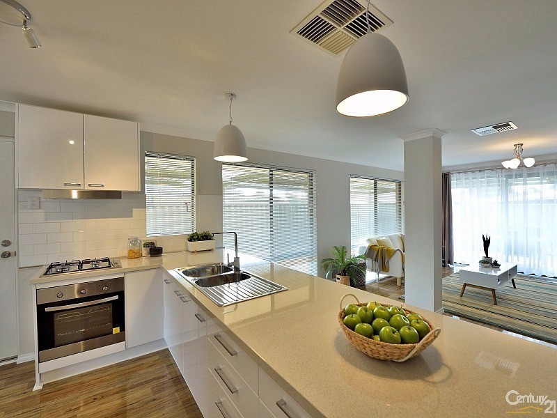 2 Meda Close, Greenfields WA 6210