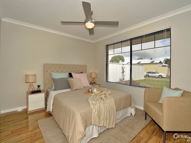 2 Meda Close, Greenfields WA 6210