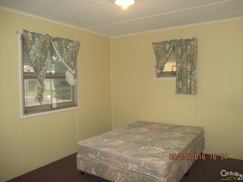 4 Nestor Way, Silver Sands WA 6210