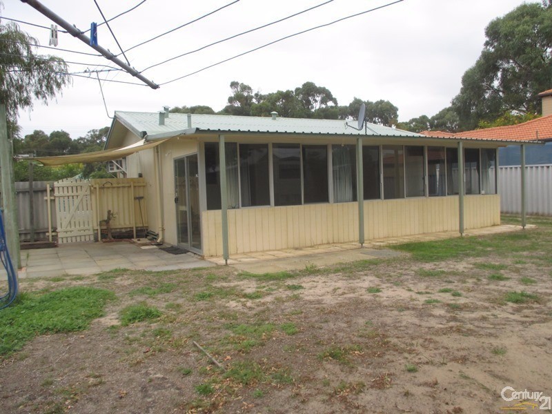 4 Nestor Way, Silver Sands WA 6210