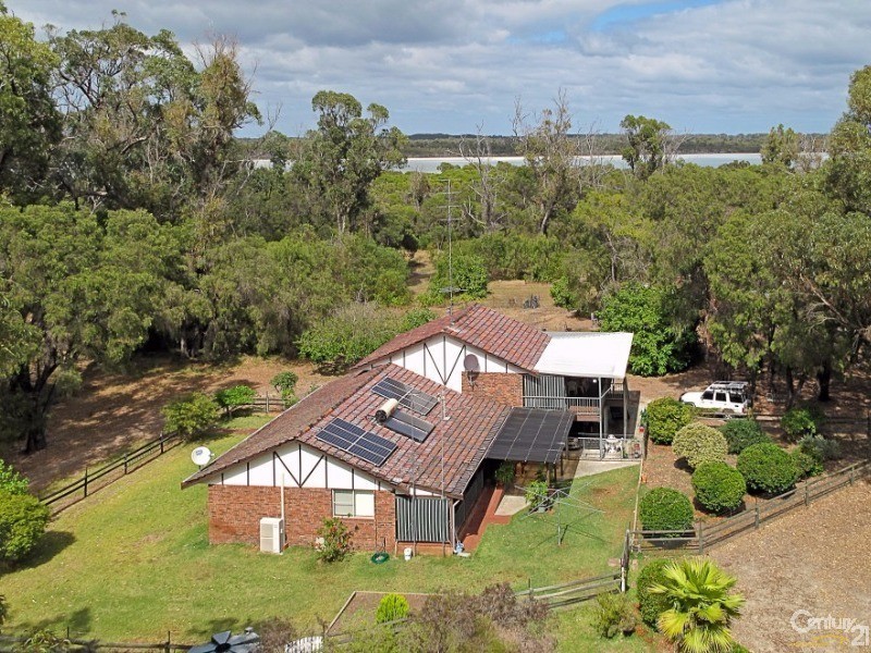 214 Newnham Road, Lake Clifton WA 6215