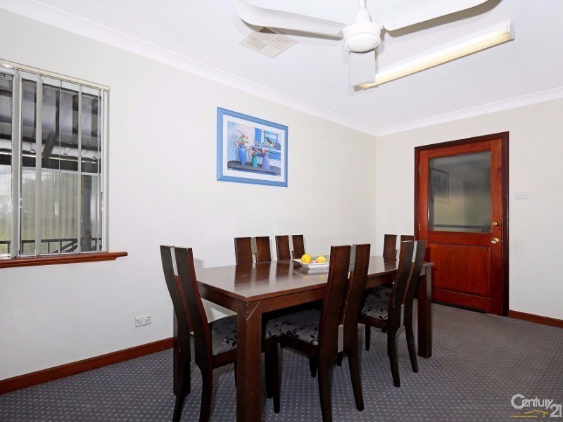 214 Newnham Road, Lake Clifton WA 6215