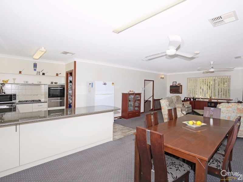 214 Newnham Road, Lake Clifton WA 6215