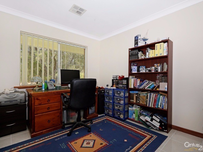 214 Newnham Road, Lake Clifton WA 6215