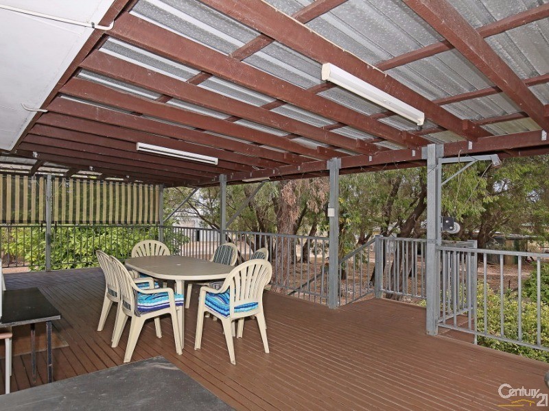 214 Newnham Road, Lake Clifton WA 6215