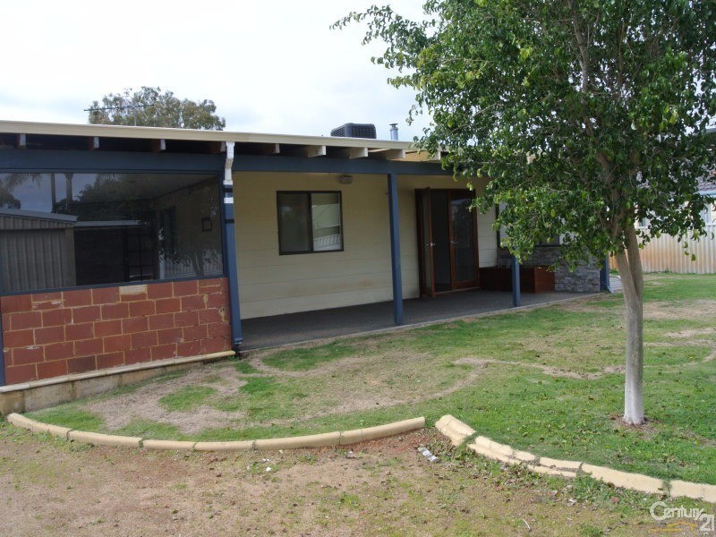 8 Phillips Way, North Yunderup WA 6208