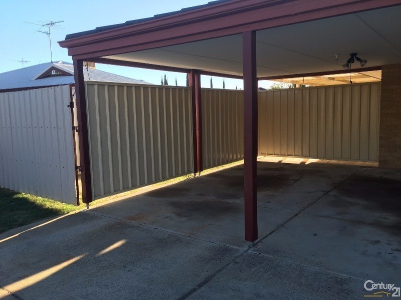 2 Throssell Court, Greenfields WA 6210