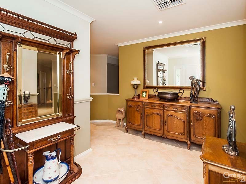 8  Honeytree Place, Falcon WA 6210